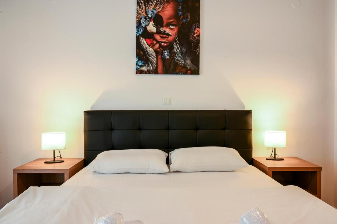 Thessaloniki Center Deluxe Apartment ภายนอก รูปภาพ